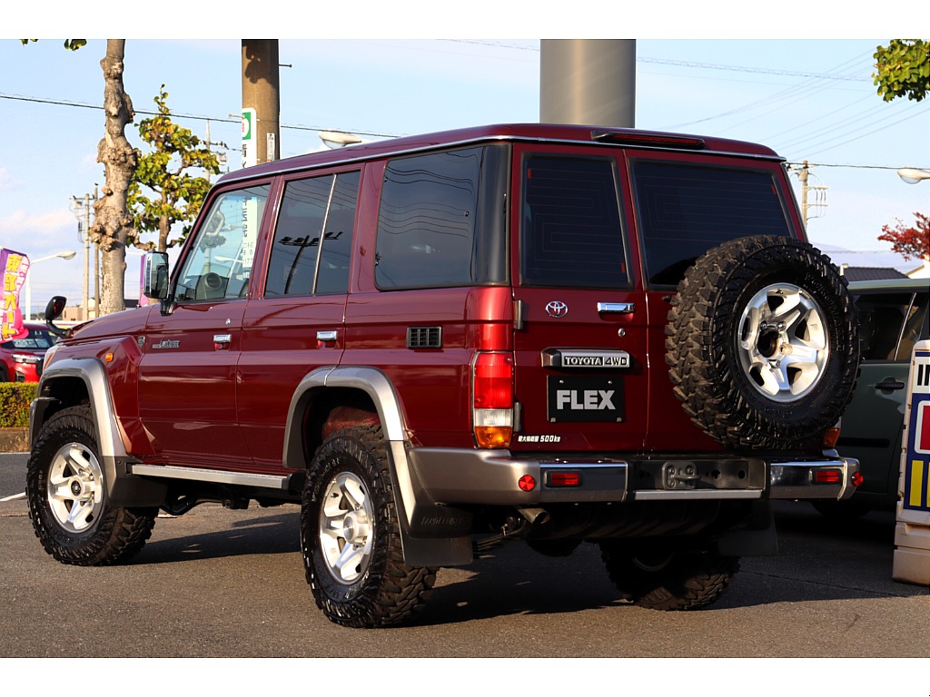 トヨタ ランドクルーザー70(11枚目)