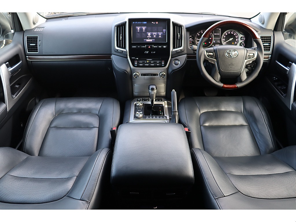 本革シートになっております☆