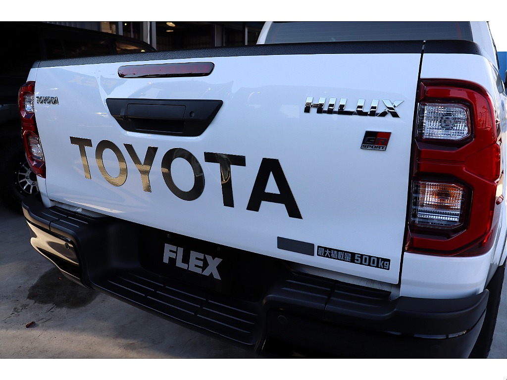 リアデカール装着☆