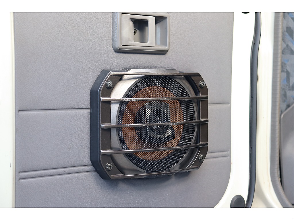 バックドアスピーカー！