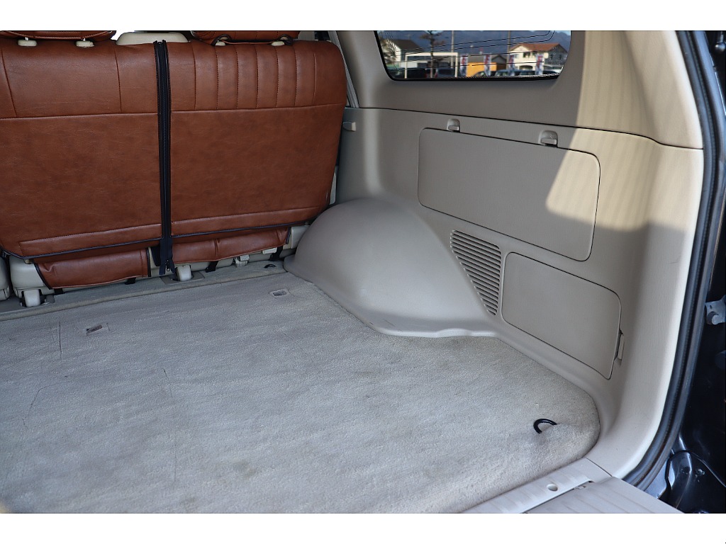 荷室コンディションも良好ですよ！