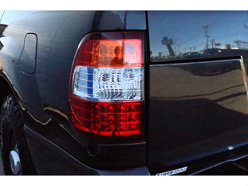 3色LEDテールランプ！