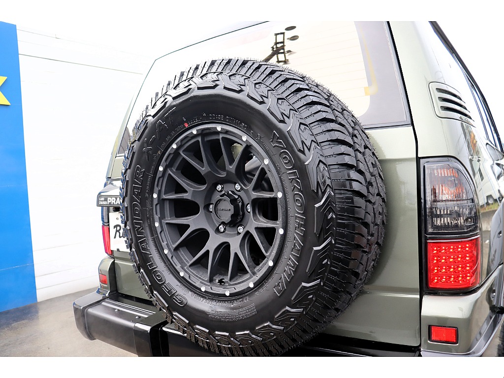 マッドヴァンス１７インチAW！