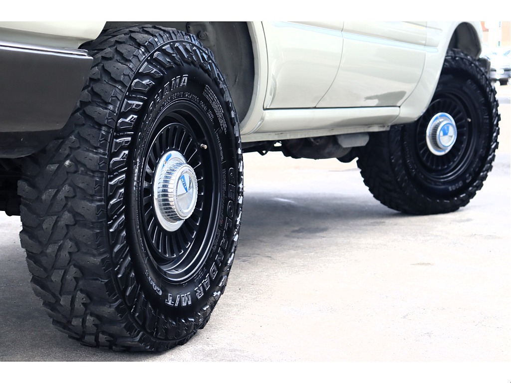 足元の雰囲気は全体を決めるので大事なアイテムですね♪