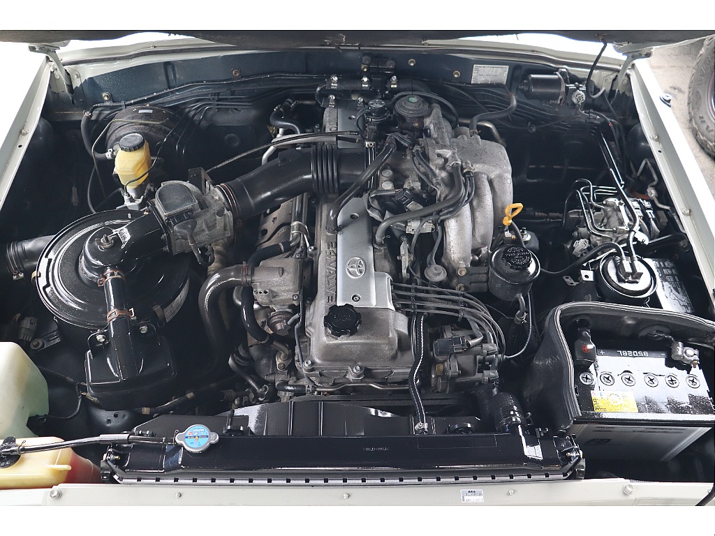 エンジンルーム！タイミングチェーン仕様になります！