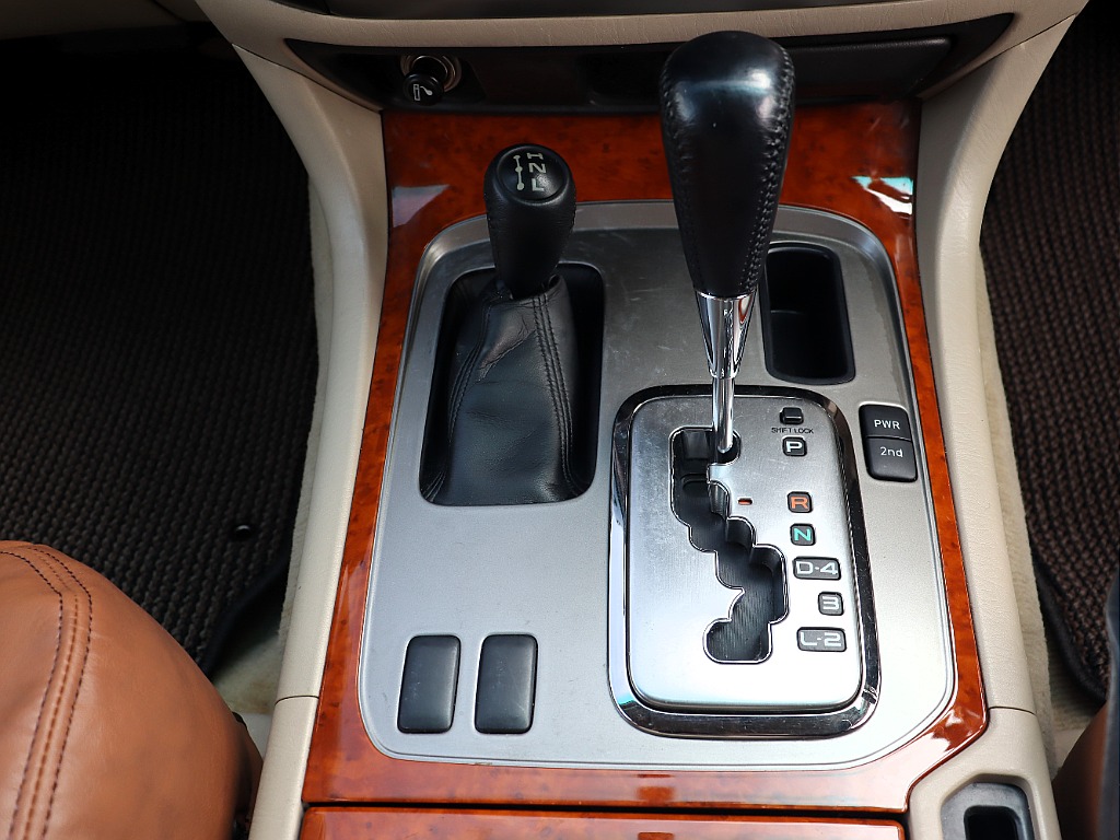 ゲート式５速ＡＴ車！