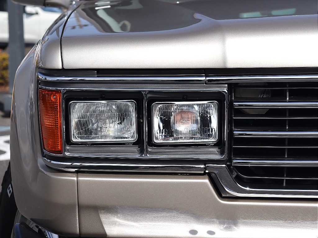 角目４灯スタイル！