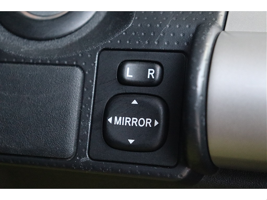 ドアミラー角度調整スイッチ！