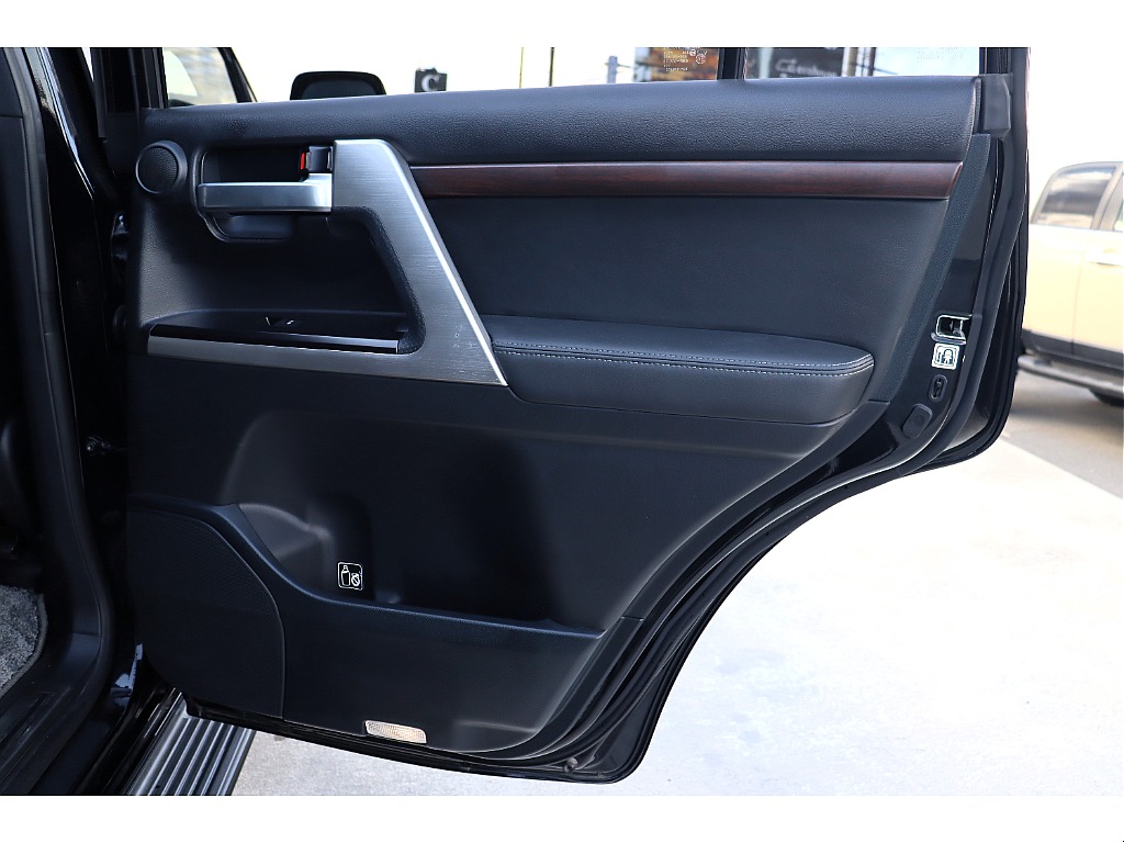 内張りコンディションも良好ですよ！