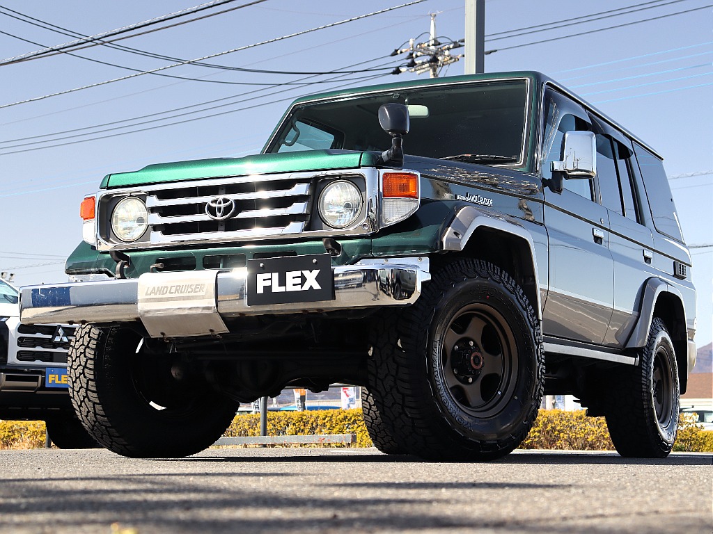 新旧ランクルを取り揃えておりますので、お気軽にご来場いただけましたら幸いです！週末はご予約でのご来場をお勧めしておりますので、お電話にてお気軽にご予約いただけましたら幸いです。027-370-2230