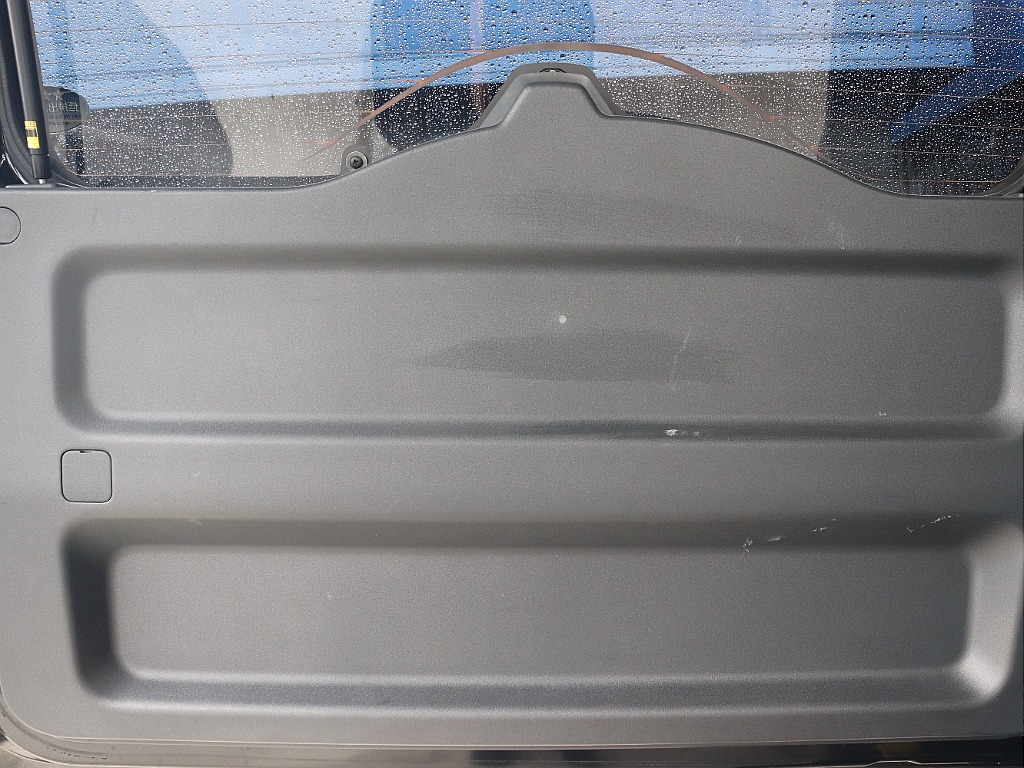 リアドア内張コンディションも良好ですよ！