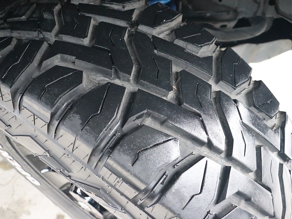 オープンカントリーはトレッドパターンも人気ですね！