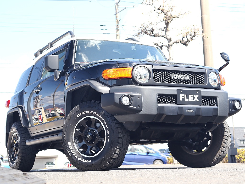 新旧問わず、FJから、ハイラックス、ランクル系まで取り揃えております！