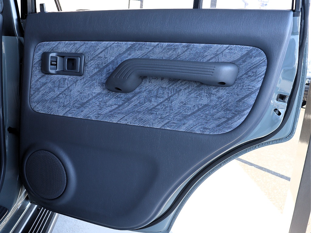 各内張コンディションも良好ですよ！