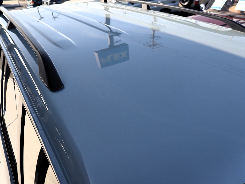 純正ルーフレール付き！