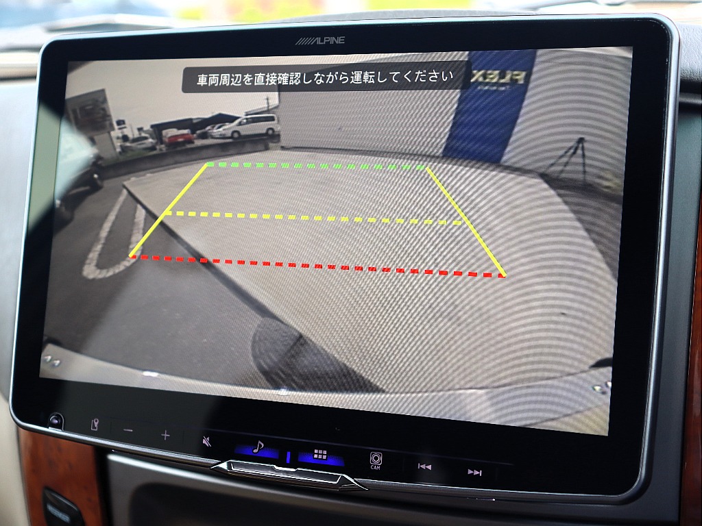 新品バックカメラセットで、後方視界もしっかり確保！