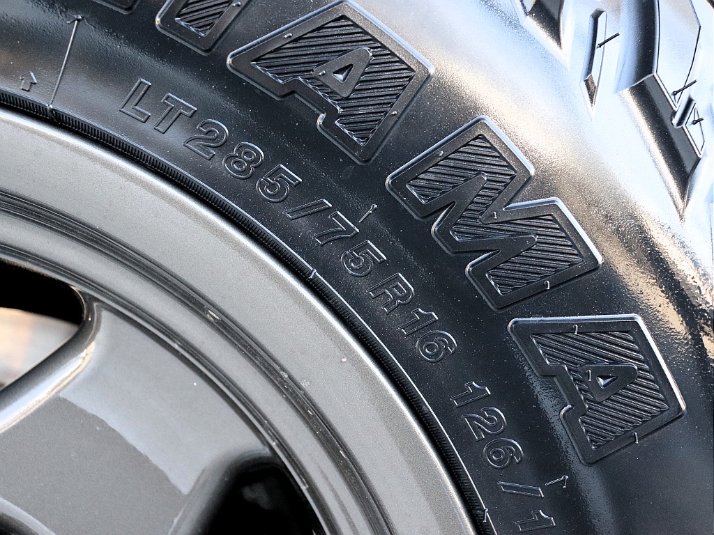 ２８５/７５/１６サイズ！