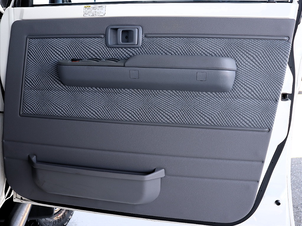 各ドア内張コンディションも良好ですよ！