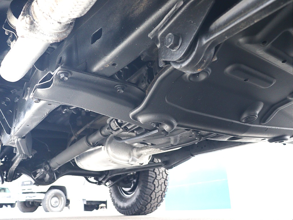 下回りは防腐パスター塗装を施しております！