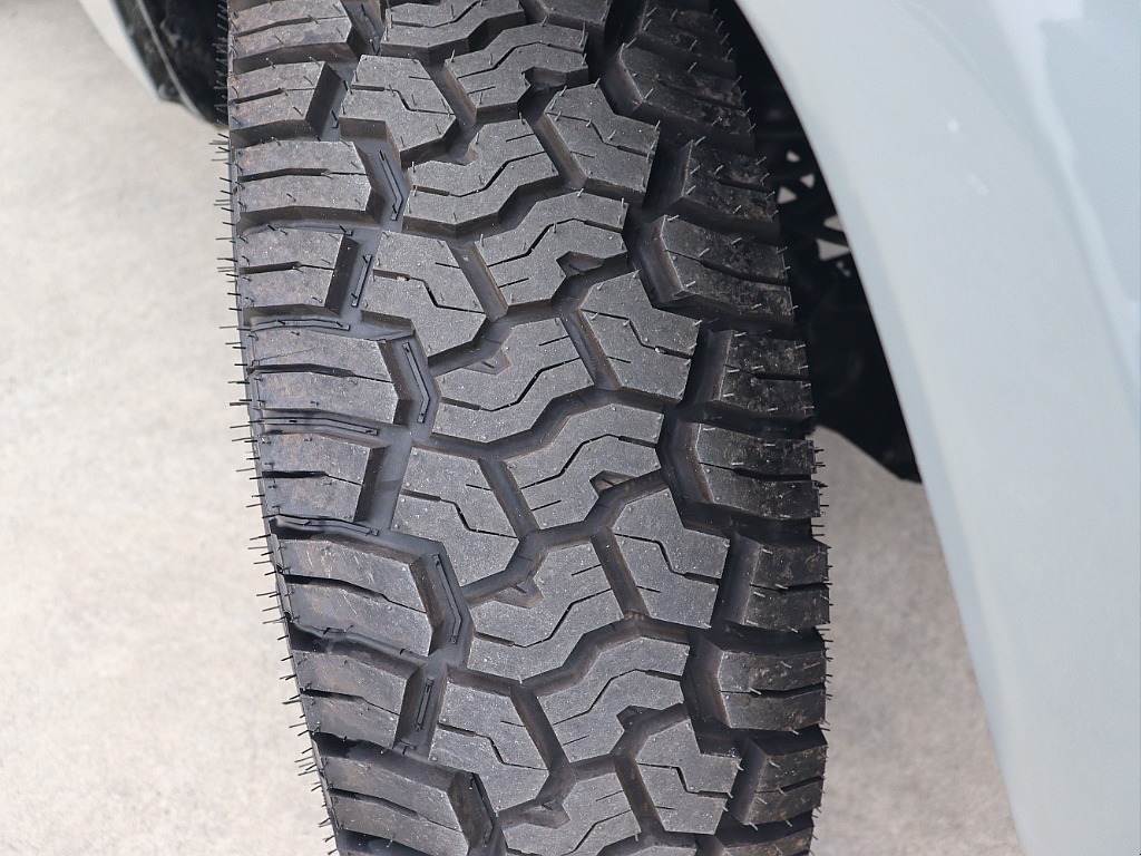 トレッドパターンも人気のジオランダーシリーズ！