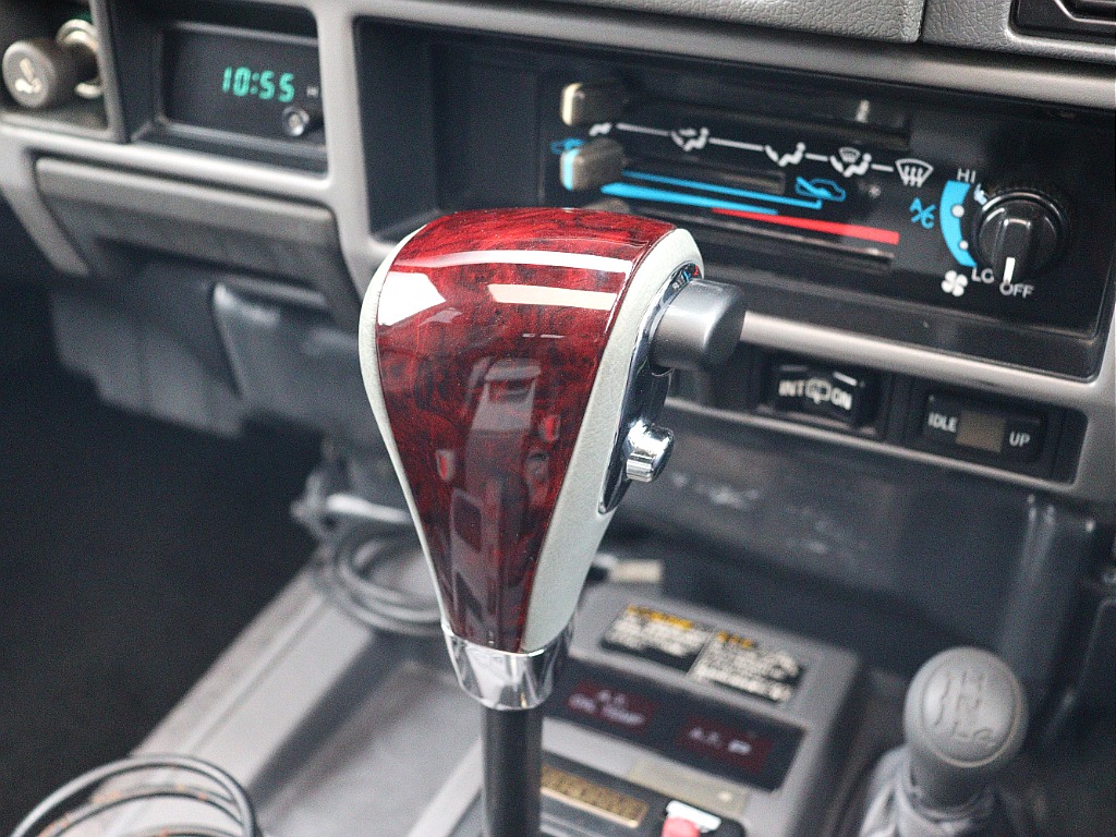 ウッド調コンビステアリング変更済み！