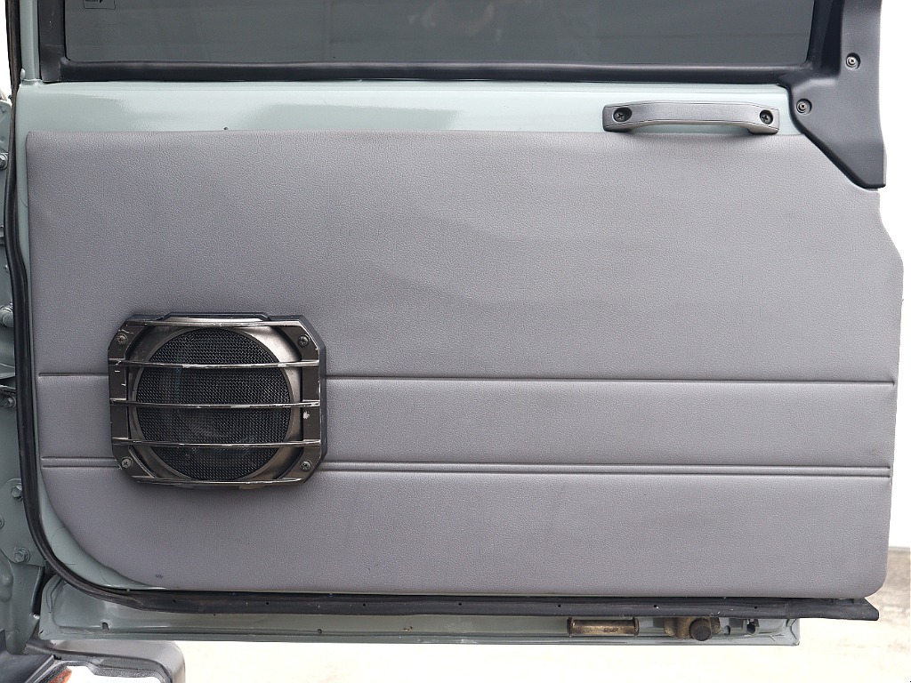 各ドア内張り！張替も可能ですので、お気軽にご相談ください！