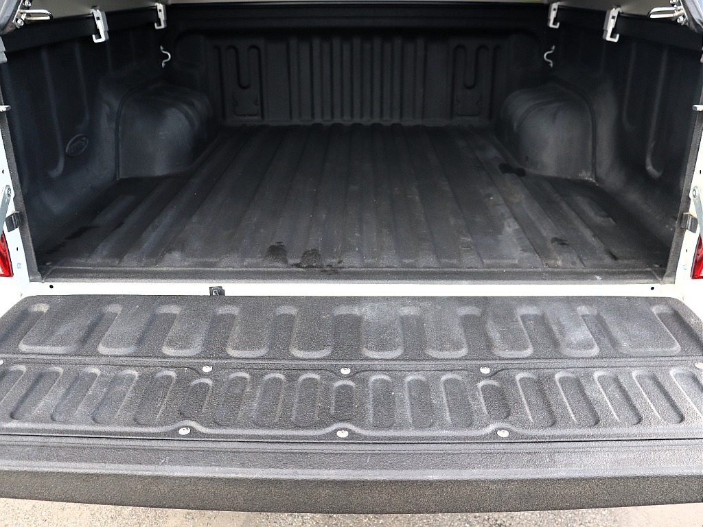 トヨタ ハイラックス(7枚目)