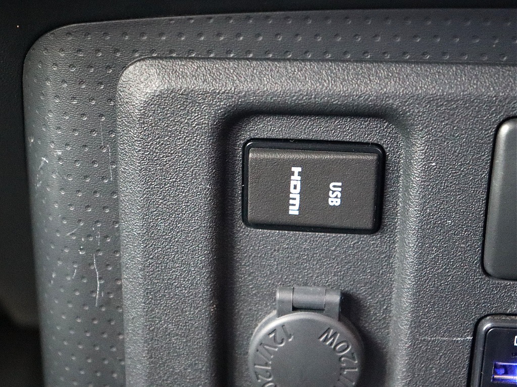 新品HDMI・USBポート☆