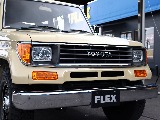 スクエアなデザインが人気の78プラド！