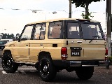 新旧のランクルから、D5、トライトン等、豊富な品揃え！お気軽にご来場ください！