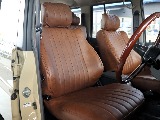 新品クラシックレザー調シートカバーをセット！