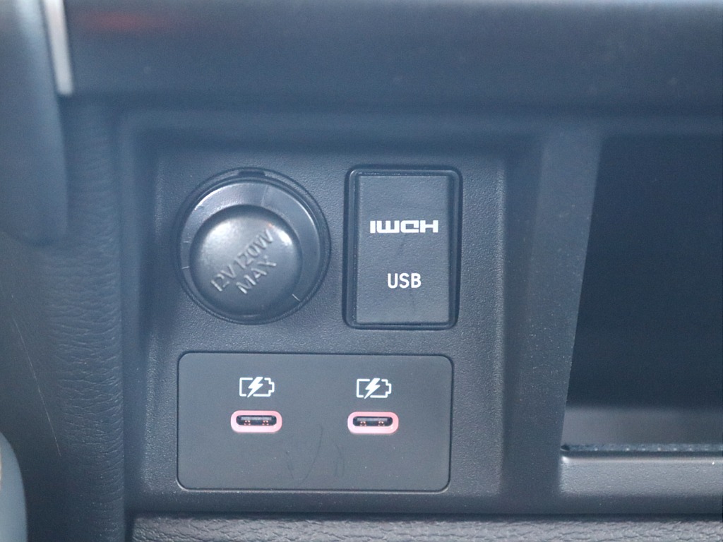 新品HDMI/USBポート☆