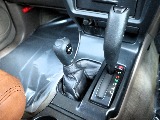 ２駆動から４駆動は切り替え式のパートタイム４WD車になります！