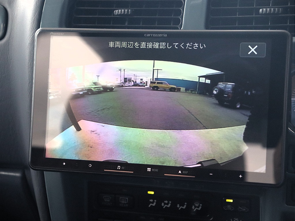 新品バックカメラ装備済みで後方視界もしっかり確保！