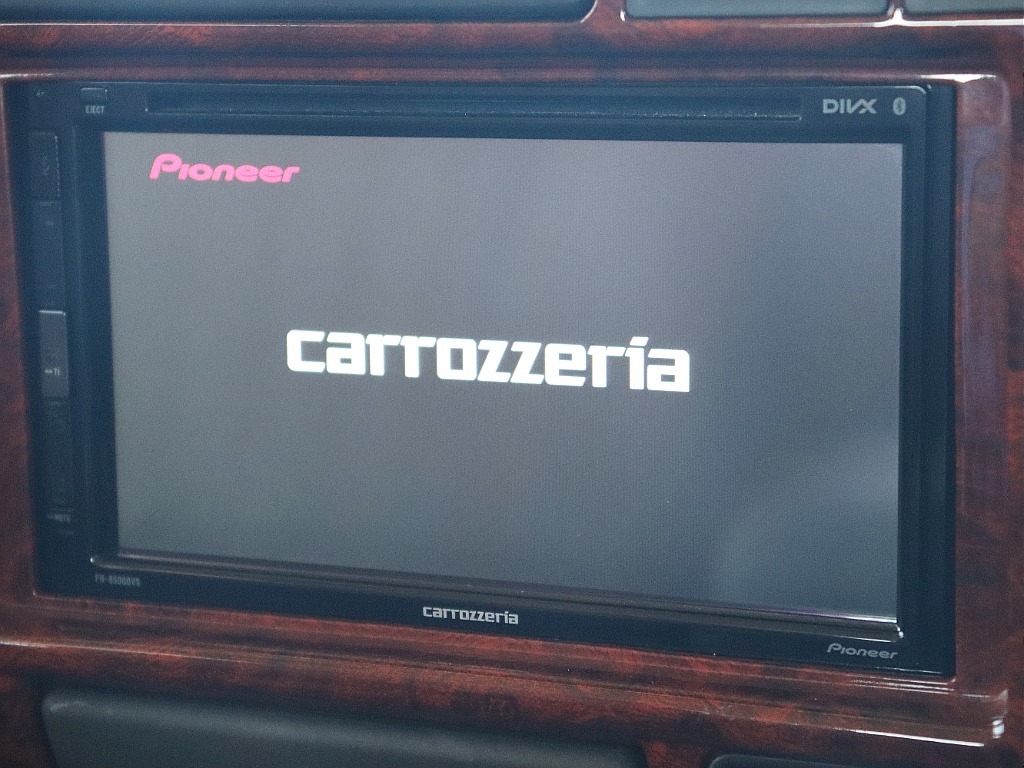 新品カロッツェリア製ディスプレイオーディオをセット！