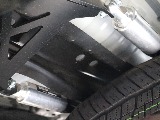 嬉しい装備のモーションコントロールビーム装備済み！コーナーリング時の横揺れ軽減や、安定性向上と快適性能がアップしております！