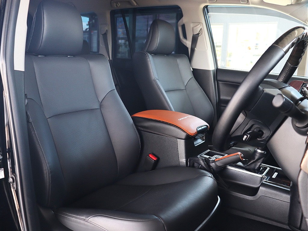 トヨタ&nbsp;ランドクルーザープラド&nbsp;プラド2.8DT TX LPkgマットブラック4WD&nbsp;&nbsp;群馬県の詳細画像&nbsp;その5