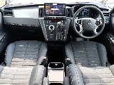 インパネ周り！８速オートマ車になります！