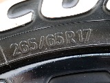 タイヤサイズ265/65/17をセット！