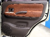 New内張張替施工になります！