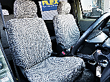 運転席・助手席は新品のシートカバーを取り付けております！