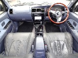 トヨタ ハイラックスサーフ 2.7SSR-X 4WD ナルディーステアリング＆シートカバー 岡山県の詳細画像 その4