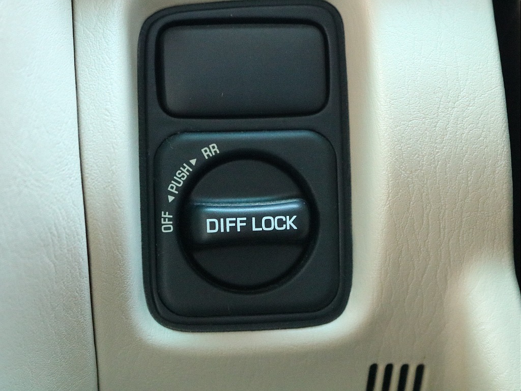 お問い合わせはランクル岡山店まで！！ＴＥＬ：０８６－４２０－２４２２