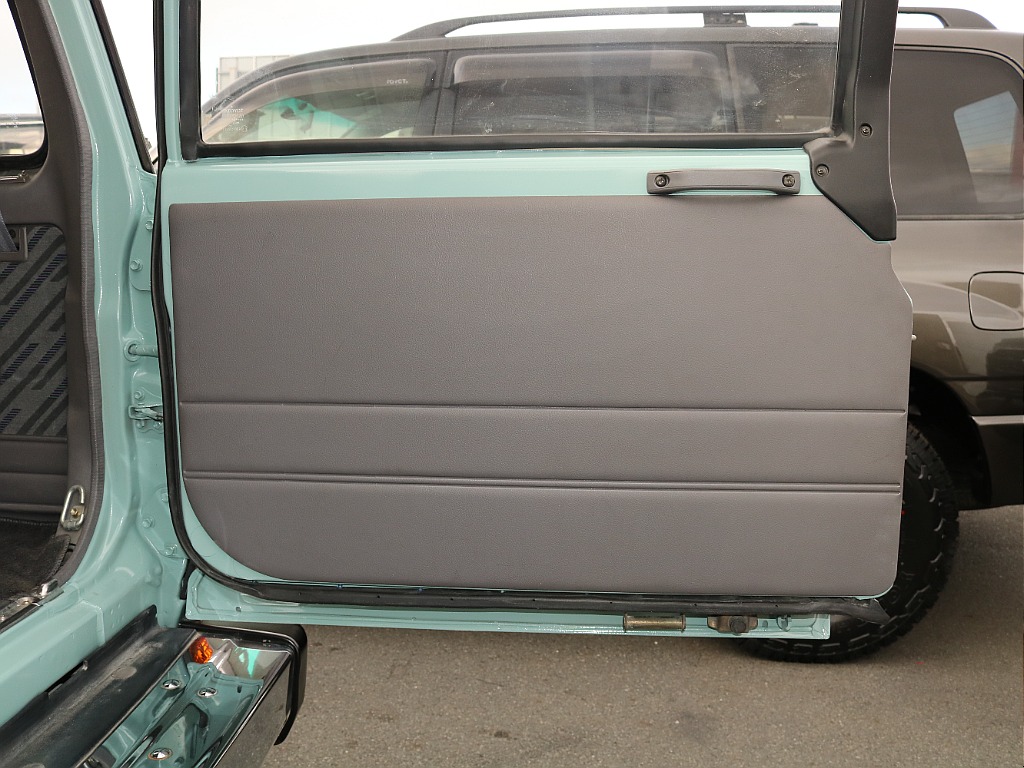 お問い合わせはランクル岡山店まで！！ＴＥＬ：０８６－４２０－２４２２