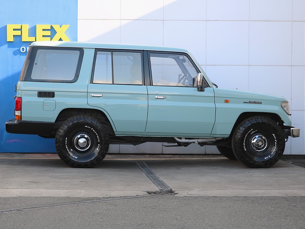 純正車高ですので乗り降り楽チンです☆