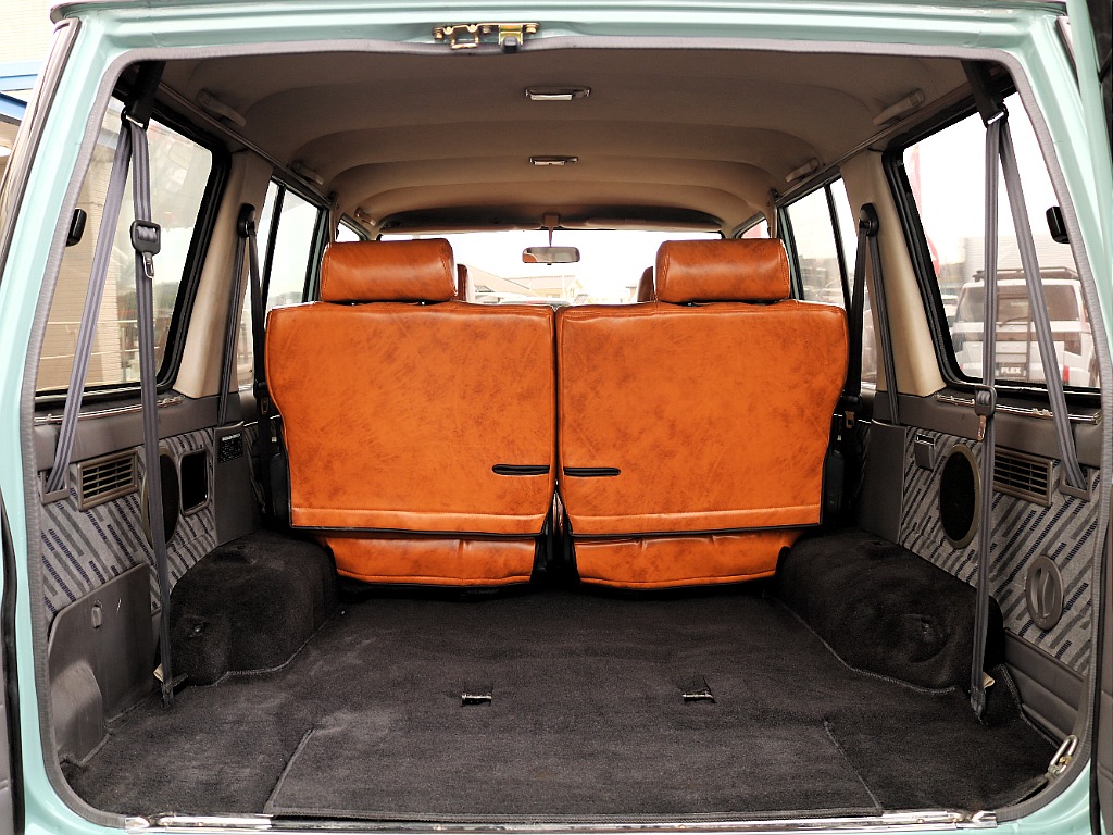 ラゲッジルームは御覧の通りです☆