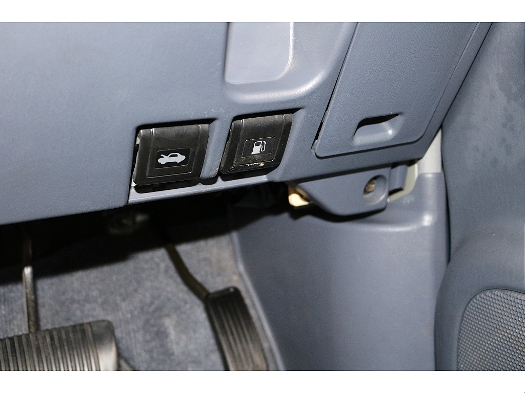 給油口/ボンネット