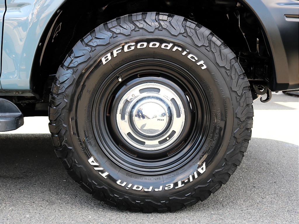 トヨタ ランドクルーザープラド(3枚目)