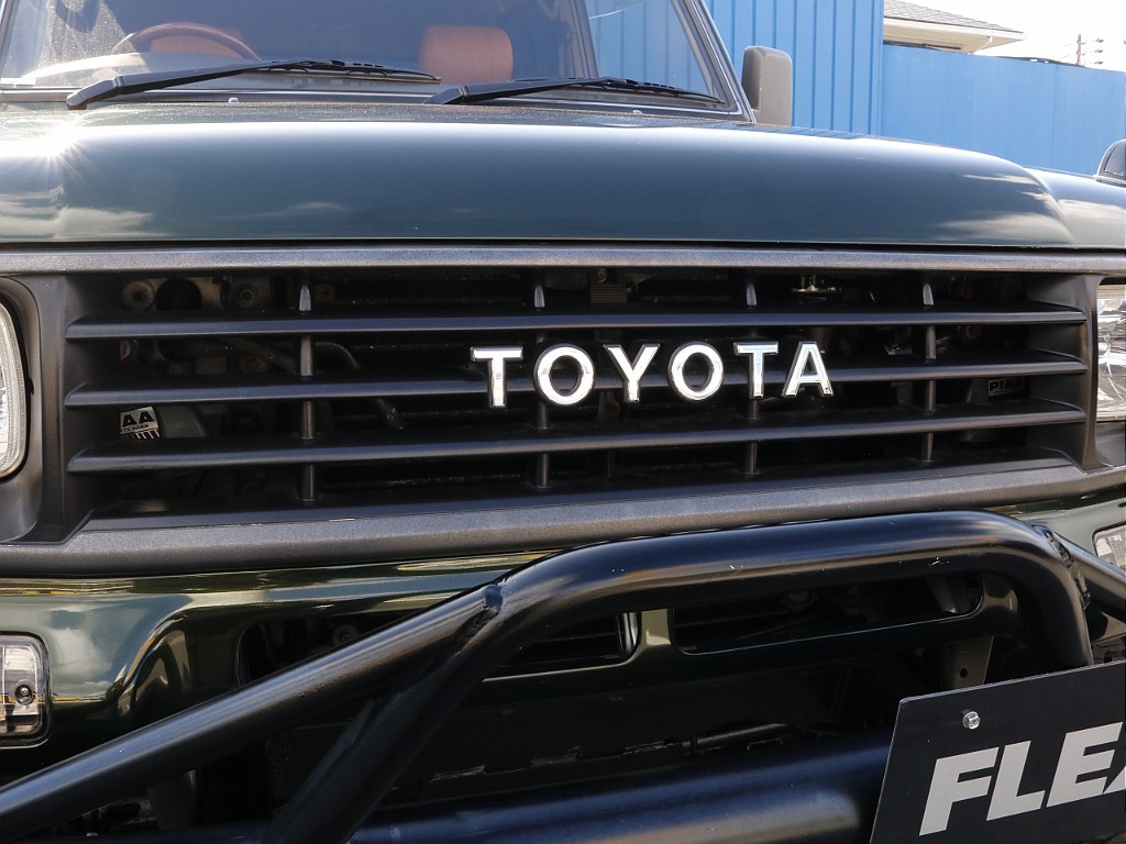 大人気TOYOTAグリル！