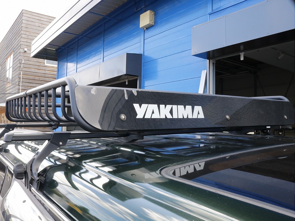 YAKIMAルーフラックをインストール済！よりアクティブな印象に☆
